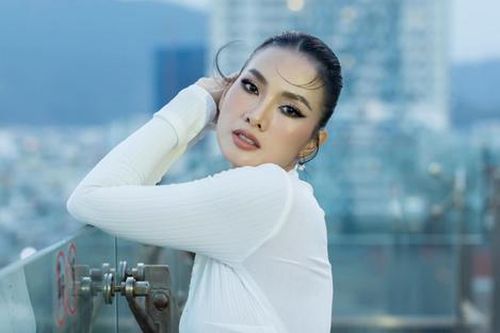 Anh Thư nói gì trước tin đồn hẹn hò với bạn trai kém 13 tuổi?