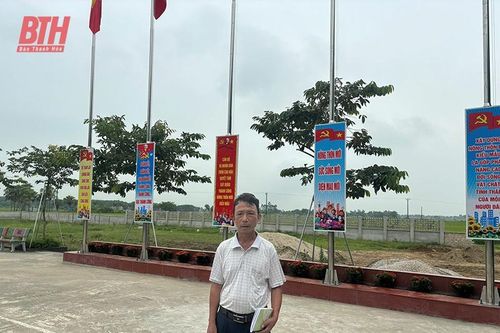Người trưởng thôn gương mẫu, hết mình vì công việc