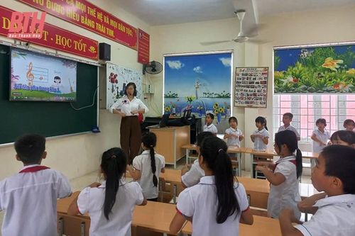 Đẩy mạnh chuyển đổi số, cải cách hành chính trong giáo dục