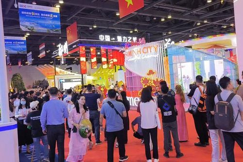 Sắc màu quyến rũ của TP.HCM tại Trung Quốc