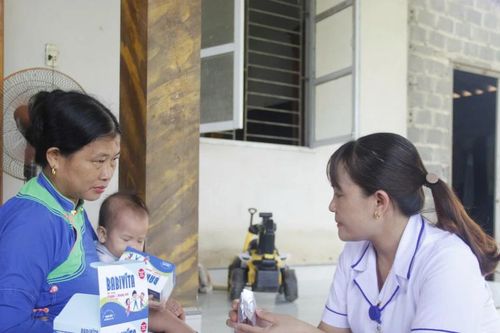 Chăm sóc, phát triển thể trạng cho trẻ em ở vùng cao Bát Xát
