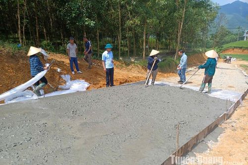 Nhịp cầu đoàn kết ở Tứ Quận