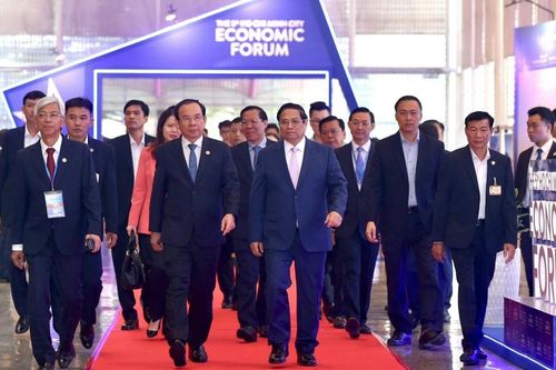 Thủ tướng Phạm Minh Chính dự Lễ khai mạc Diễn đàn Kinh tế Thành phố Hồ Chí Minh