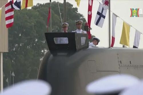 Singapore đưa vào hoạt động hai tàu ngầm mới