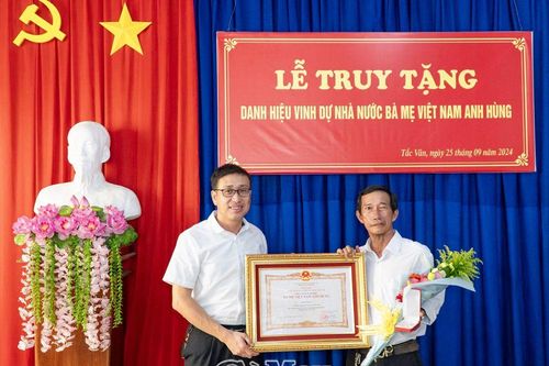 TP Cà Mau vinh dự có 360 Bà mẹ Việt Nam anh hùng