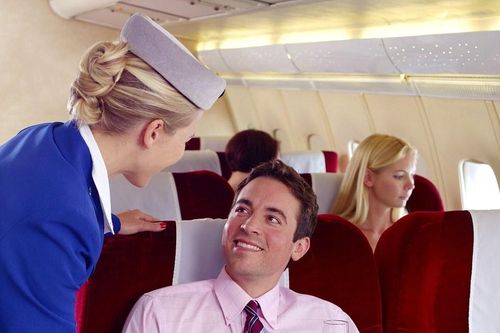 Mẹo đi máy bay trong kỳ nghỉ do tiếp viên hàng không tiết lộ