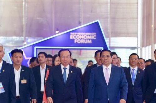 Khai mạc Diễn đàn Kinh tế thành phố Hồ Chí Minh lần thứ 5