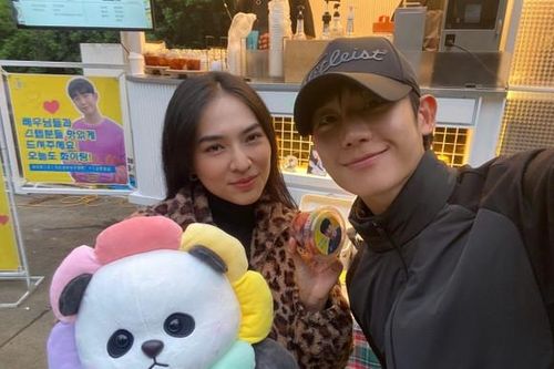Trước khi diễn cạnh Jung Hae In, cô gái Việt Nam này từng đóng bộ phim nào?