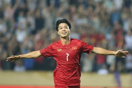 Công Phượng và cơ hội trở lại