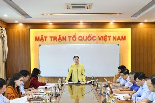 Giám sát, phản biện từ sớm, từ cơ sở, có trọng tâm, trọng điểm