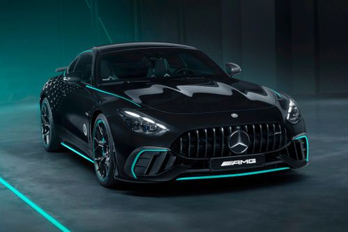 Mercedes-AMG GT 63 Pro 4MATIC+ mang phong cách xe đua F1