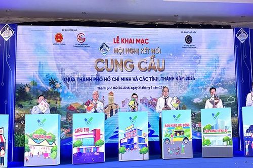 Tăng cường kết nối hàng hóa, xây dựng chuỗi cung ứng xanh