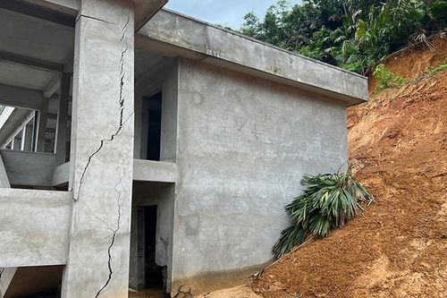 Thanh Hóa: Công bố tình huống khẩn cấp sạt lở đồi đất ở huyện Lang Chánh