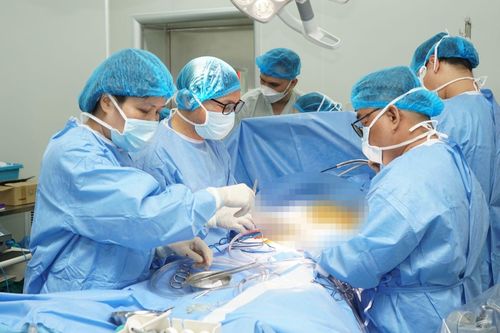 Ứng dụng công nghệ hiện đại trong phẫu thuật tim xâm lấn tối thiểu