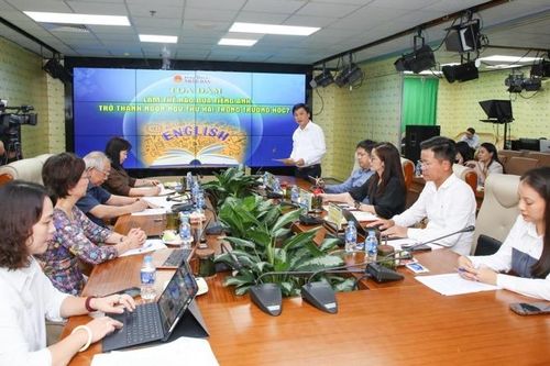 Đưa tiếng Anh trở thành ngôn ngữ thứ 2 trong trường học: Cần lộ trình triển khai từng bước