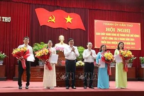 Cần Thơ kiện toàn nhân sự Đảng bộ thành phố