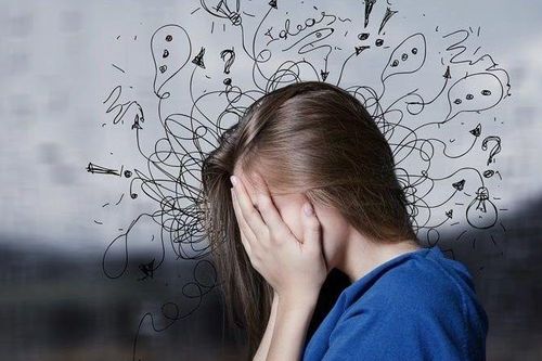Mạng xã hội như 'bể bơi vô cực'... nhấn chìm người chủ quan