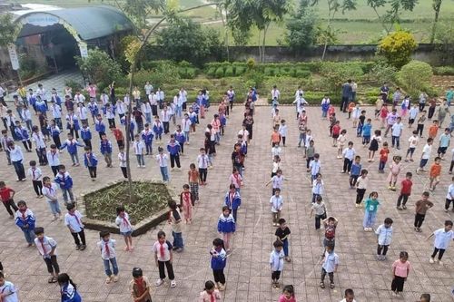 Yên Bái xem xét miễn học phí cho học sinh, sinh viên bị ảnh hưởng bão số 3