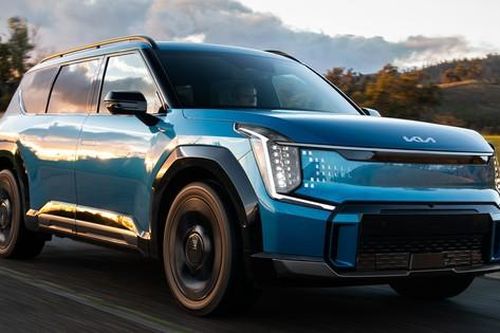 Xe điện đầu bảng của Kia bị triệu hồi do lỗi phần mềm