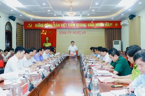 Thường trực Tỉnh ủy Nghệ An giao ban với các cơ quan trong khối Nội chính