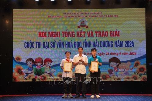 Lan tỏa tình yêu và đam mê đọc sách trong học sinh - sinh viên