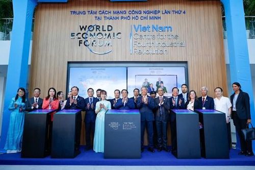 CMC đề xuất xây dựng chiến lược chuyển đổi AI dài hạn