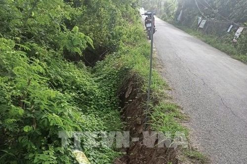 An Giang khắc phục sạt lở bờ kênh Cỏ Lau