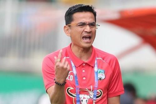 Tiếc cho đẳng cấp của Kiatisuk