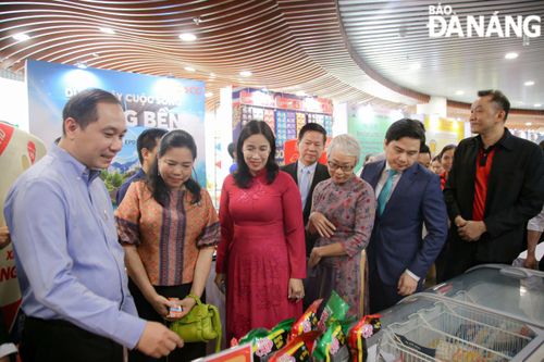 Trưng bày sản phẩm tiêu biểu Việt Nam - Thái Lan tại Đà Nẵng