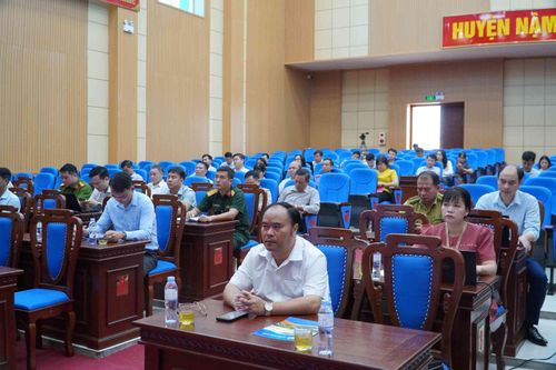 Hội nghị quán triệt và triển khai thực hiện các văn bản của trung ương, tỉnh