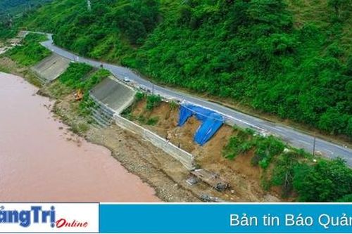 Nhiều đoạn trên Quốc lộ 9 có nguy cơ sạt lở cao