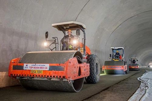 Đẩy nhanh tiến độ thi công, tăng tốc giải ngân