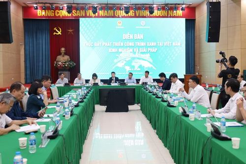 Tháo gỡ những 'rào cản' trong phát triển công trình xanh