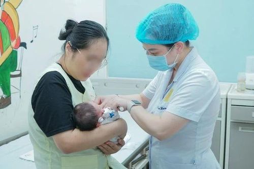 Cứu sống bệnh nhi 11 ngày tuổi mắc chứng tim bẩm sinh hiếm gặp