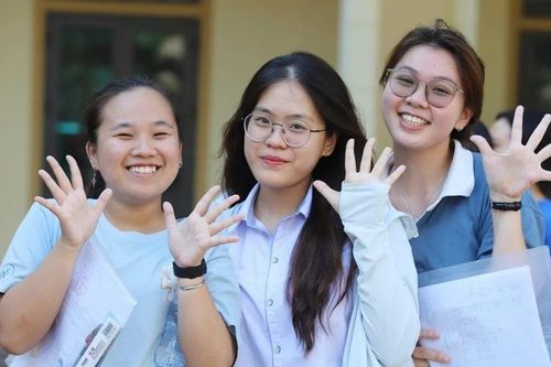 Học sinh tỉnh Lai Châu chỉ đi học 5 ngày/tuần, được nghỉ thứ 7