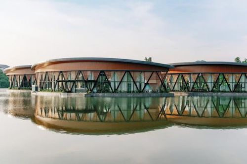 LAMORI đặc sắc trong từng nét họa