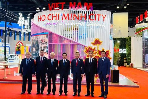 Hội chợ Thương mại ASEAN - Trung Quốc lần thứ 21: Gian hàng Việt Nam với chủ đề 'Thành phố đẹp'