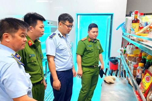 Kiểm tra 2.795 lượt cơ sở sản xuất, kinh doanh thực phẩm