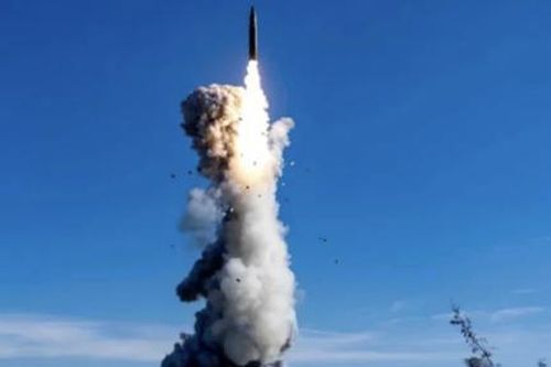 Trung Quốc lần đầu phóng ICBM ra Thái Bình Dương sau hơn 40 năm