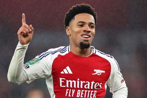 Sao trẻ 17 tuổi tỏa sáng, Arsenal đại thắng đội hạng Ba