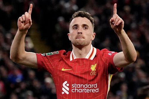 Jota, Salah ghi bàn, Liverpool ngược dòng thắng West Ham