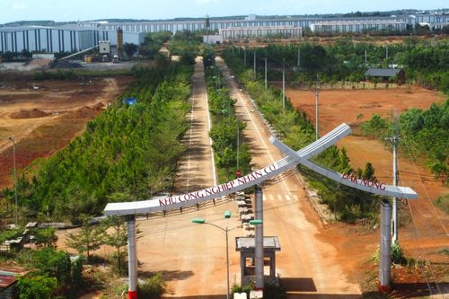 Nguyên nhân hoãn phiên xét xử cựu Giám đốc Sở Xây dựng Đắk Nông cùng đồng phạm