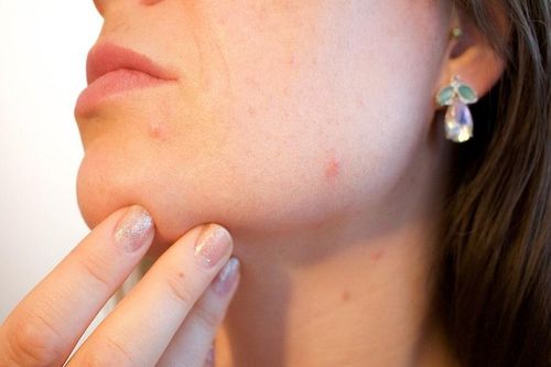 10 vấn đề về da do thiếu hụt vitamin B12