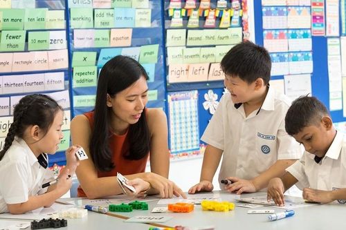 6 thập kỷ để Singapore phổ cập tiếng Anh toàn dân, họ đã làm những gì?