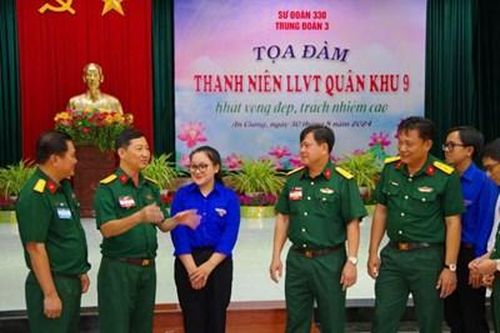 Khát vọng đẹp, trách nhiệm cao