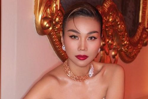 Siêu mẫu Thanh Hằng 'hack dáng' với thiết kế độc lạ, tỏa sáng giữa 'dàn sao' quốc tế