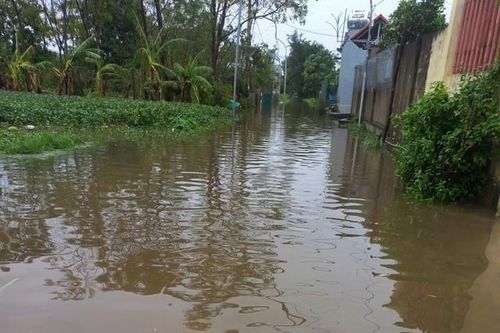 Hà Nội vẫn còn hơn 12.000 người bị ảnh hưởng bởi ngập lụt