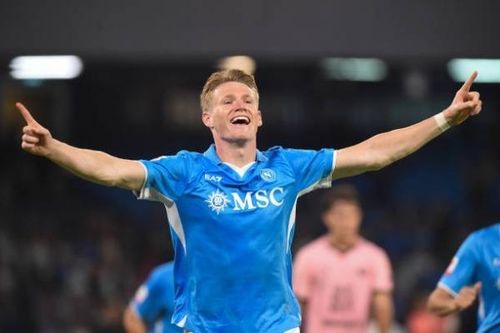 McTominay 'mở tài khoản', Napoli thắng hủy diệt