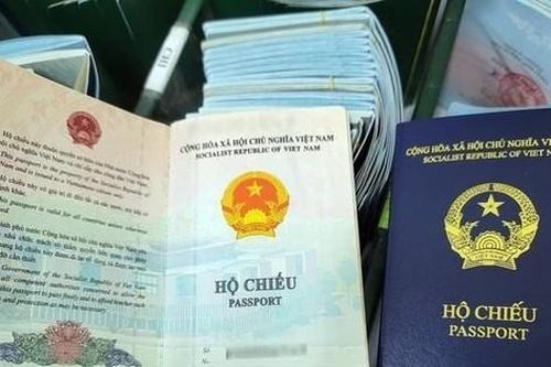 Hơn 6.500 người mới bị tạm hoãn xuất cảnh