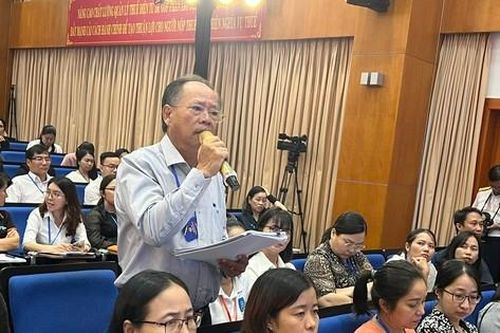 'Nóng' đối chất từ doanh nghiệp, sếp Tổng Cục Thuế nói gì?
